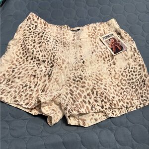 Rewash Women's Cream & Brown Leopard-Print High Waist Shorts